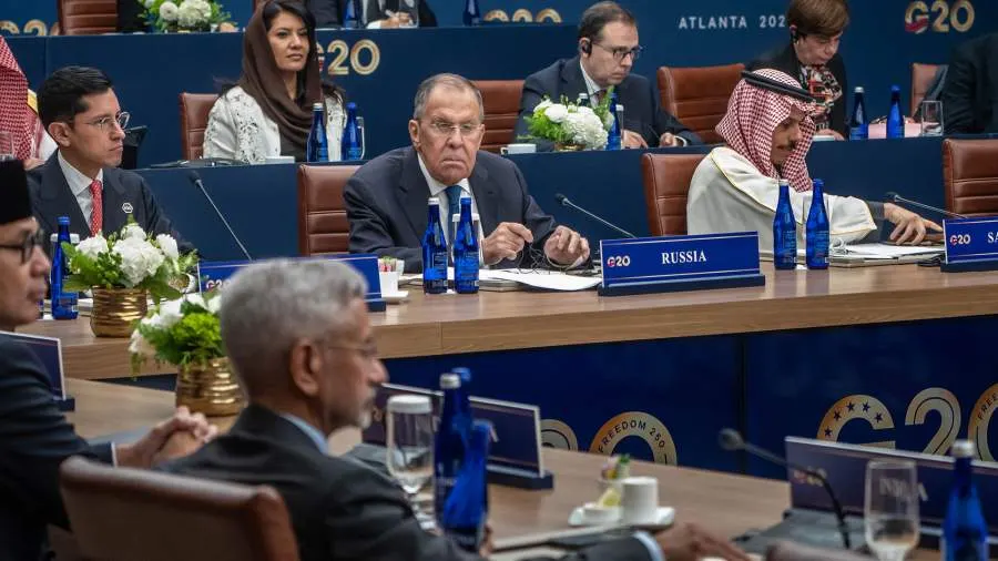 В Атланте расправить плечи: Сергей Лавров переговорил с Марко Рубио на G20