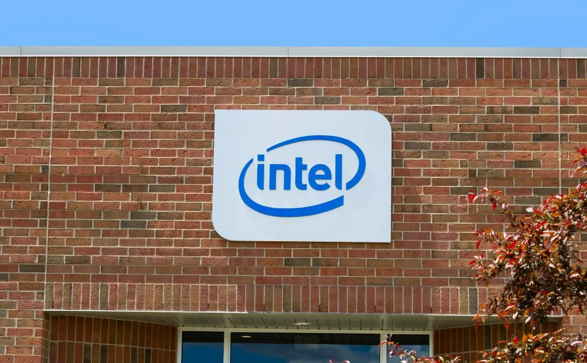 Акции Intel упали более чем на 27% на фоне ухудшения прогнозов по выручке