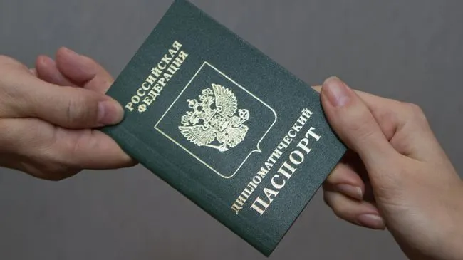 Россия и Уганда отменили визовые требования для дипломатов