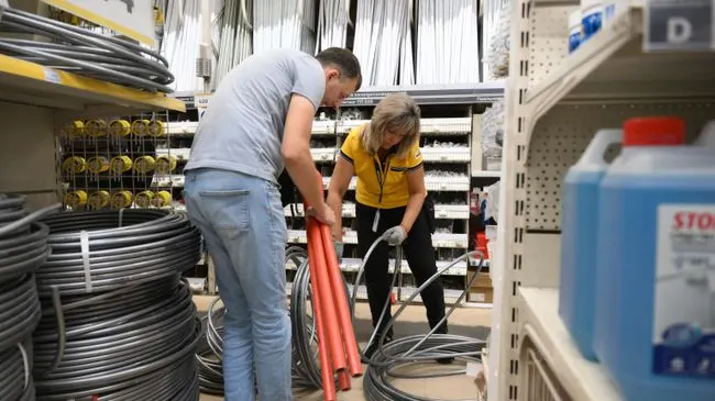 В России вырос спрос на продавцов строительных магазинов