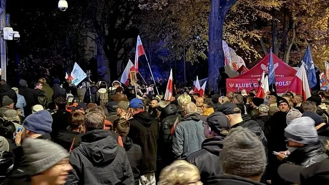 В Сейме набросились на Туска после произошедшего в Польше