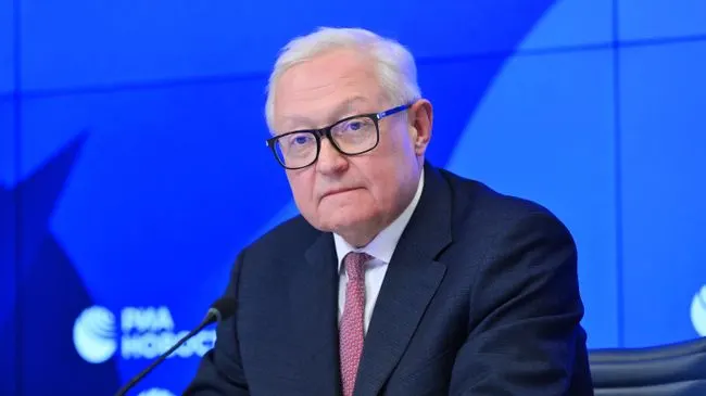 Рябков заявил о противодействовии попыткам мешать переговорам по Украине