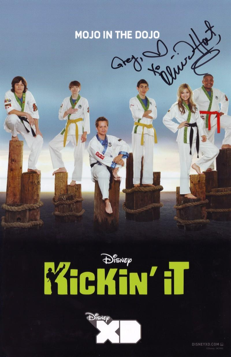 Сериал В ударе/Kickin It  3 сезон онлайн