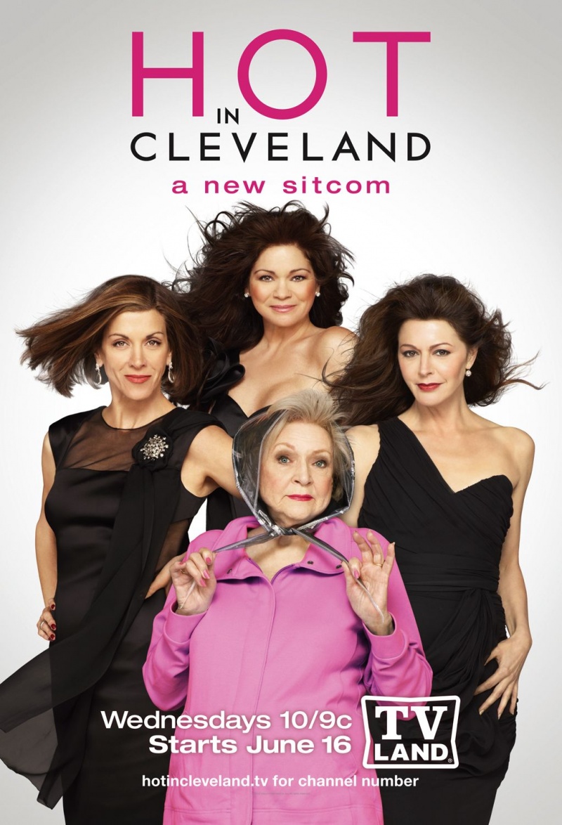 Сериал Красотки в Кливленде/Hot in Cleveland  2 сезон онлайн