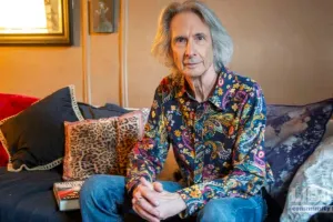 Lenny Kaye and the Local Soundscape: Evolution, Collaboration, and the Future-Forward Goin' Local