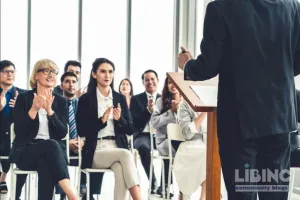 Persistent Wealth and Adversity: How Childhood Social Capital Shapes Leadership Trajectories