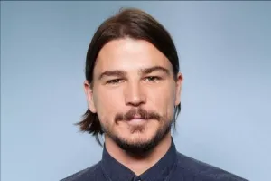 Josh Hartnett: Analytical Trajectory of an Ensemble-Driven Career