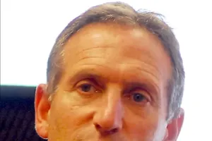 Howard Schultz and the Starbucks Transformation: An Analytical Biography
