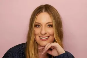 Career as a Business: Building Sustainable Success in the Beauty Industry