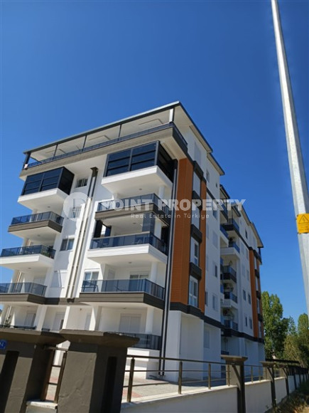 Spacious 3+1 with separate kitchen in the center of Gazipasa in a new house, 130m2-id-1469-photo-1