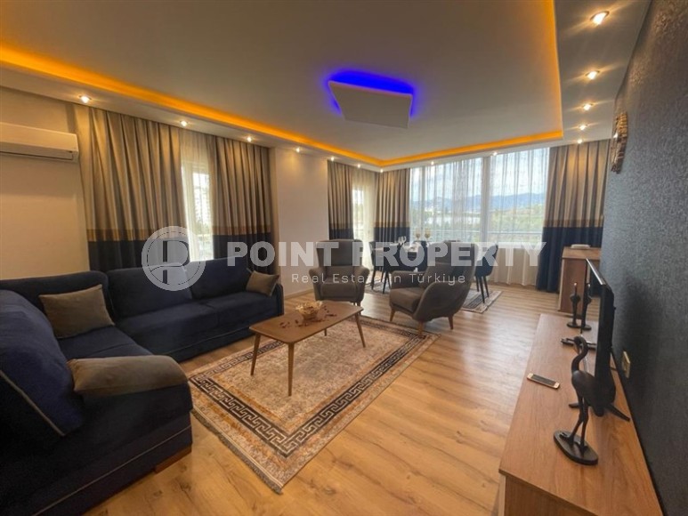 Комфортабельная меблированная квартира 2+1, на площади 120 м2, в центре популярного района Аланьи - Махмутлар-id-6046-фото-1