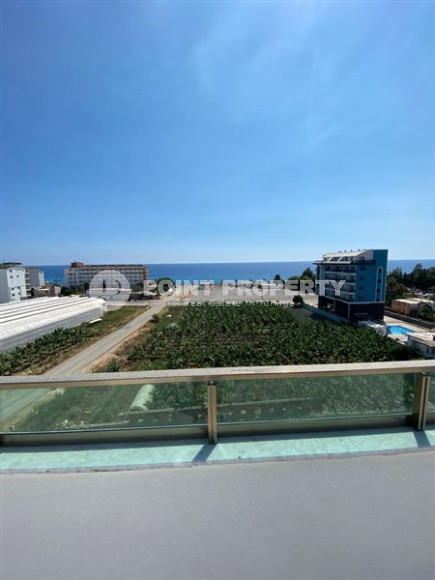 Duplex - penthouse 3+1, 200m² with sunset views in a new complex by the sea in Kargicak-id-1481-photo-1