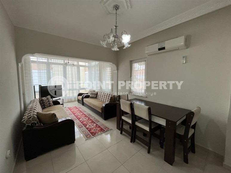 Comfortable furnished apartment on the first line from the sea, in the center of Alanya-id-6110-photo-1