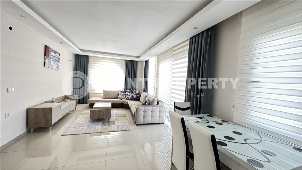 Bright, spacious one bedroom apartment, 500 meters from the sea-id-6179-photo-1