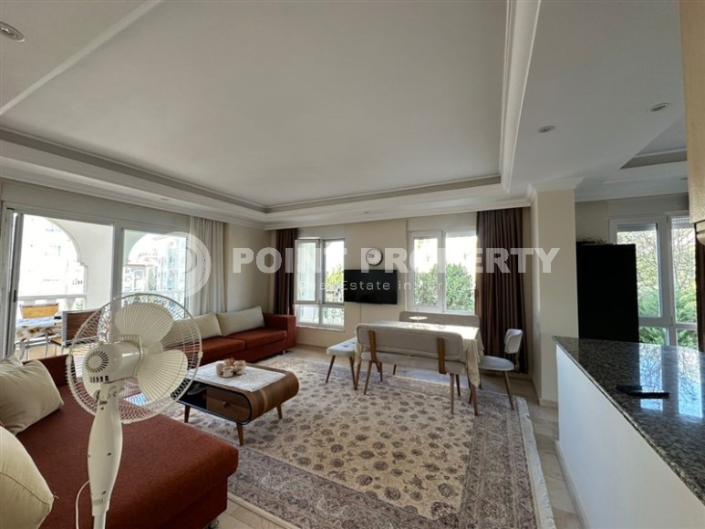 Spacious, comfortable apartment, on an area of 115 m2, one and a half kilometers from the sea-id-6225-photo-1