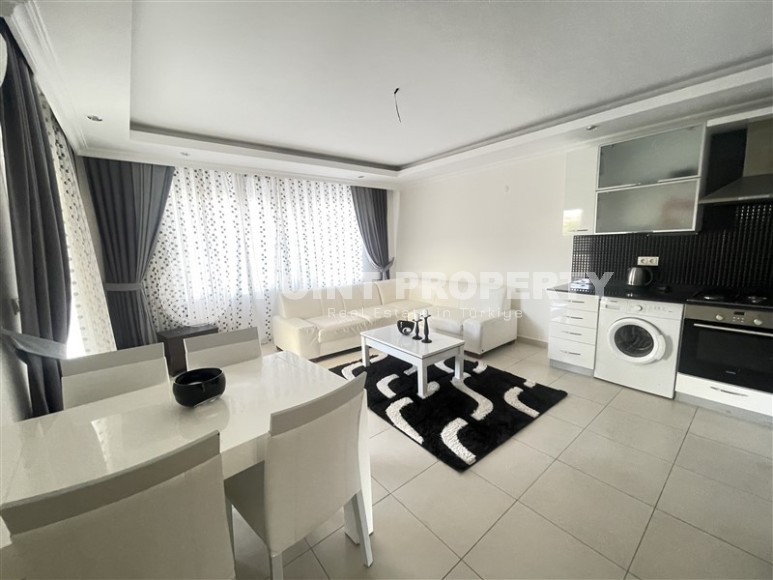 Apartment with a modern, laconic design and a pleasant, bright interior, 500 meters from the sea-id-6532-photo-1