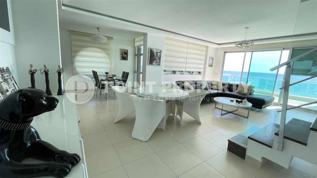 Stylish, panoramic apartment with luxurious sea views, in the center of Kestel-id-6533-photo-1