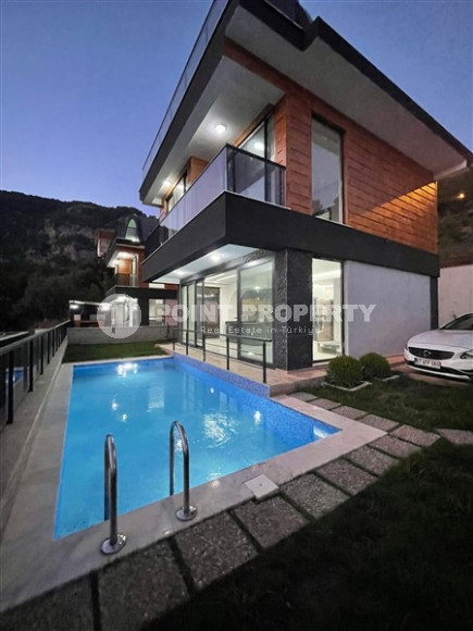 New three bedroom villa, 142m², with private pool in the elite mountainous area of Alanya Bektas-id-1516-photo-1