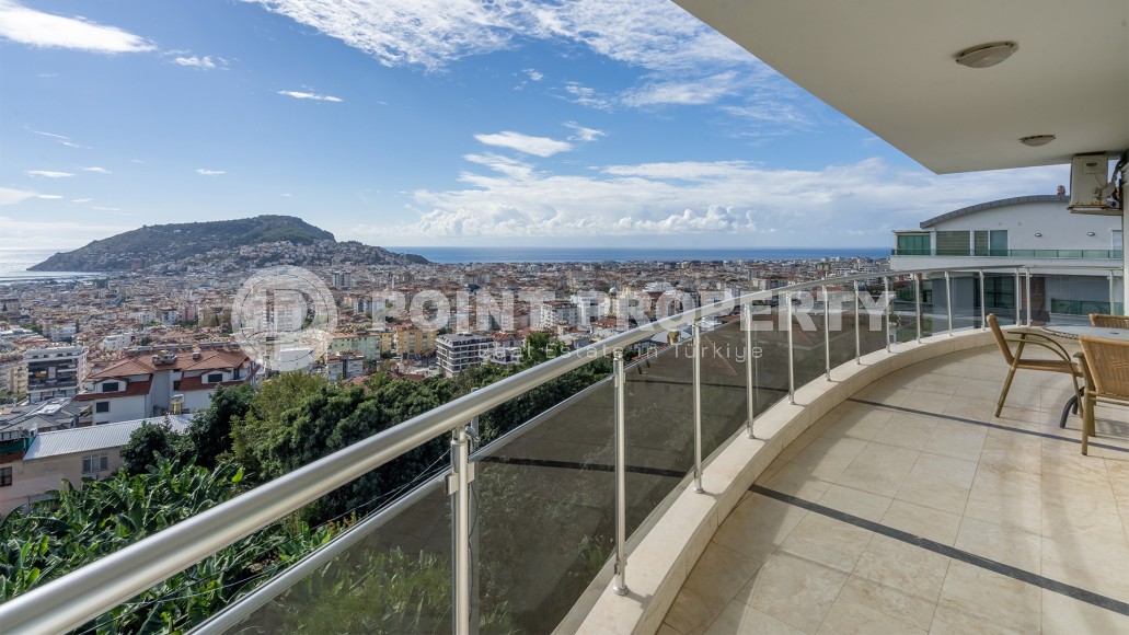 Large two-level apartment with panoramic views of the sea and Mount Kale, in the elite area of Alanya - Bektas-id-6575-photo-1