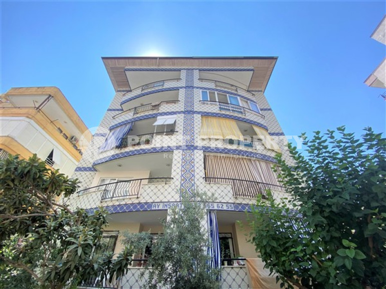 Furnished penthouse 4+1, 170m², in the very center of Alanya, 150 meters from Kuykubat beach-id-1523-photo-1