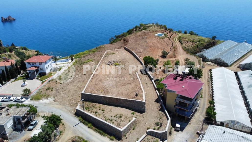 Spacious plot with an area of 2063 m2, on the shores of the Mediterranean Sea, in a picturesque, ecologically clean area of Alanya - Gazipasa-id-6674-photo-1