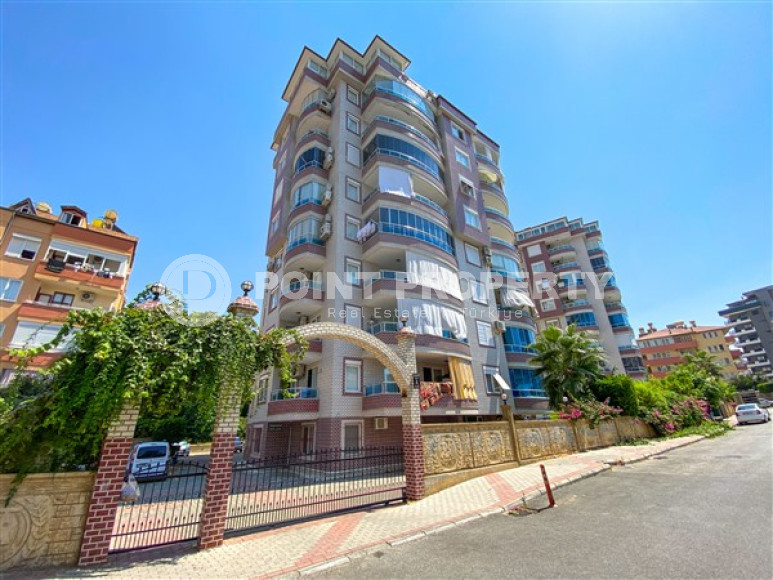 View furnished three-room apartment, 110m², in the center of Alanya-id-1528-photo-1