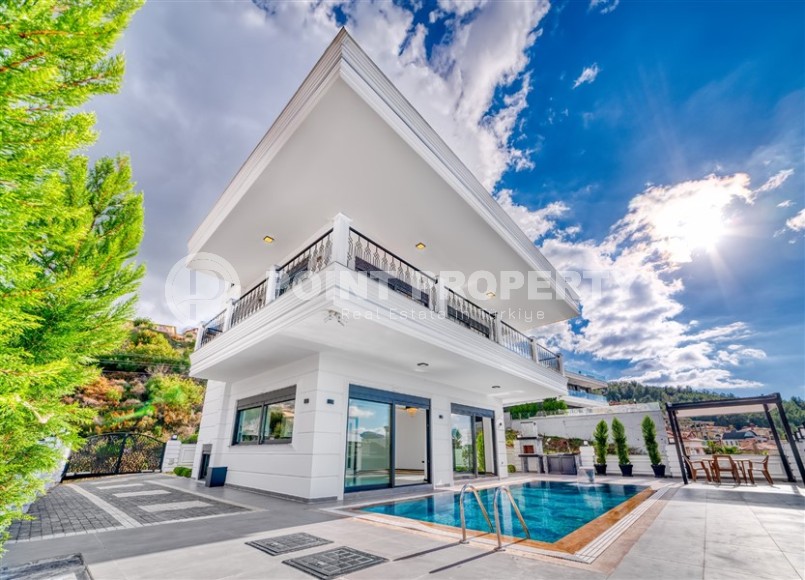Luxurious four-storey villa 5+1, with a total area of 300 m2, in the elite area of Alanya - Kargicak-id-5052-photo-1