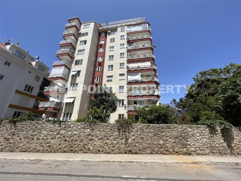 Apartment with the possibility of obtaining Turkish citizenship 800 meters from the sea, in the center of Alanya-id-7039-photo-1