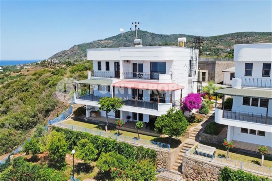 Three-storey villa with panoramic sea views, in a picturesque, ecologically clean area of Alanya - Demirtas-id-7169-photo-1