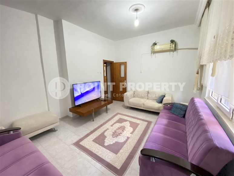 Affordable apartment on the 1st floor in a building built in 2003, a kilometer from the sea-id-7176-photo-1
