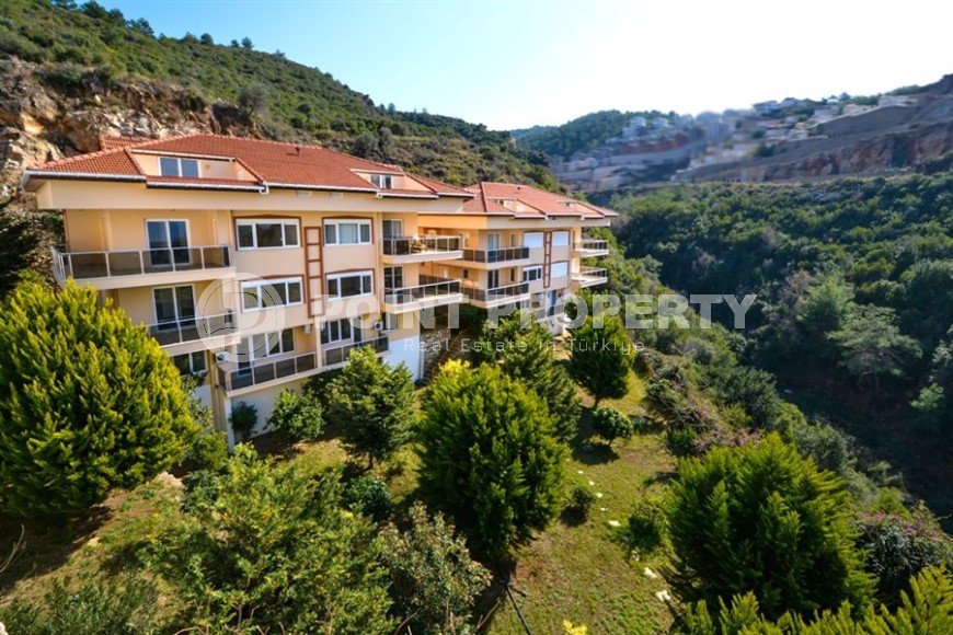 Ready-to-move-in apartment with panoramic sea views, in a green, environmentally friendly area of Alanya - Kargicak-id-7234-photo-1