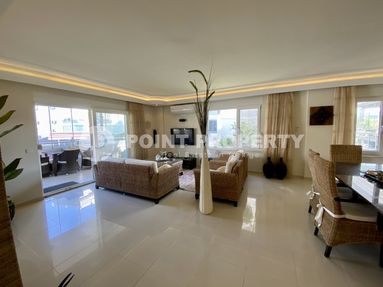 Ready to move in, comfortable apartment 900 meters from the sea, in the popular area of Alanya - Lower Oba-id-7261-photo-1