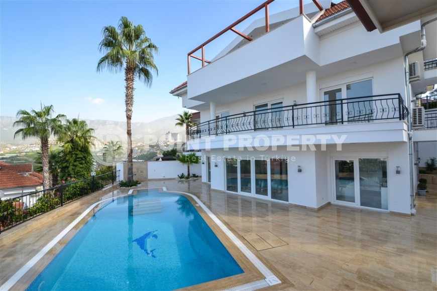 Elite panoramic villa overlooking the sea, with a private pool, garden and smart home system-id-7345-photo-1