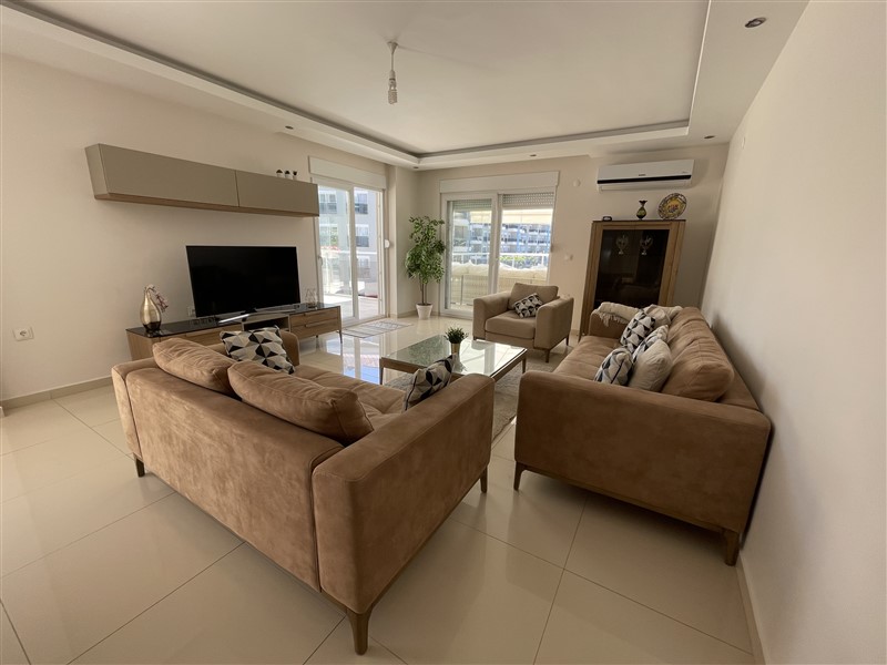 Modern two-level apartment with a large outdoor terrace in a picturesque area of Alanya - Kestel-id-7899-photo-1