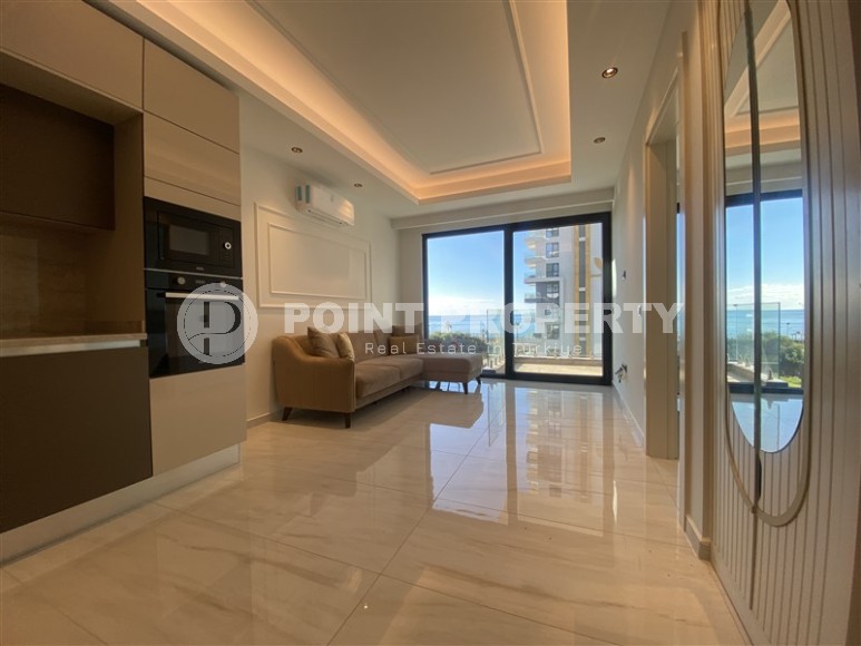 Ready-to-move-in apartment on the 4th floor in a luxury residential complex on the first line from the sea-id-7902-photo-1