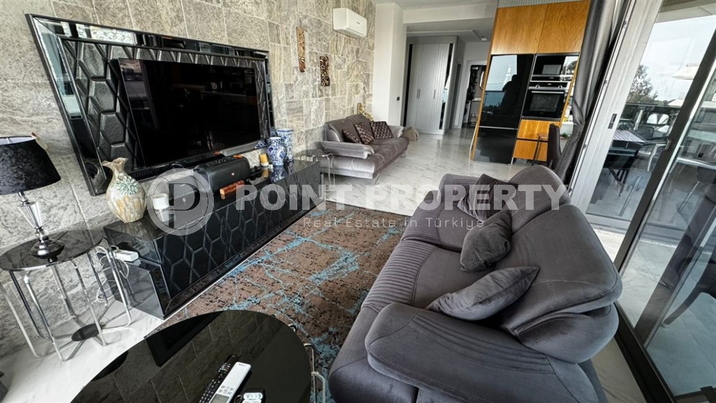 Modern apartment with panoramic sea views, on the 4th floor in a residential complex with hotel infrastructure, built in 2020-id-7948-photo-1