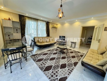 Spacious furnished apartment 2+1 300 meters from the sea, in the center of Oba district-id-8004-photo-1