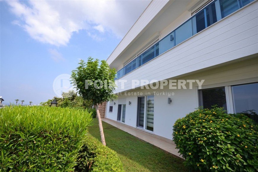 Modern two-storey villa with a swimming pool and garden area, five kilometers from the sea-id-8017-photo-1