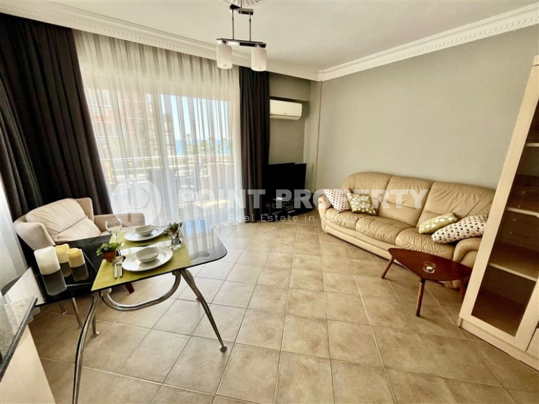 Comfortable furnished apartment with sea views in the center of Oba district-id-8074-photo-1