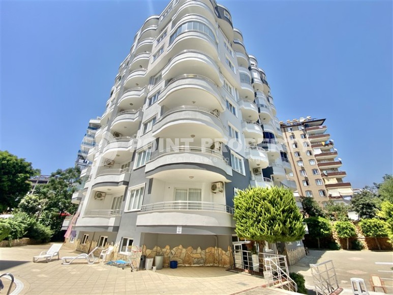 Affordable apartment 250 meters from the sea, in the center of a quiet area of Alanya - Tosmur-id-8112-photo-1