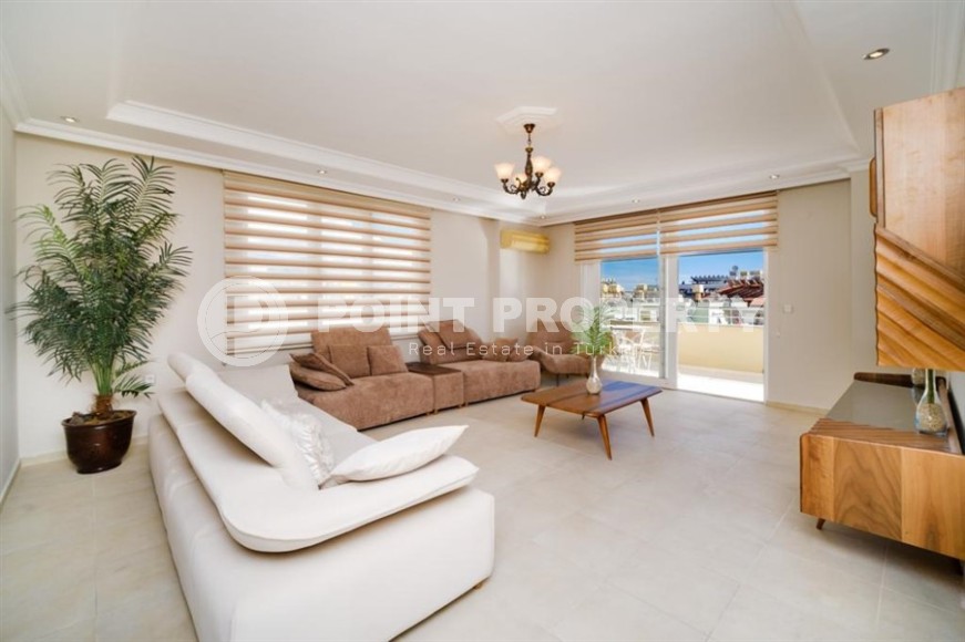 Spacious apartment for sale in the center of Alanya, in the prestigious area of Gulerpinari!-id-8113-photo-1