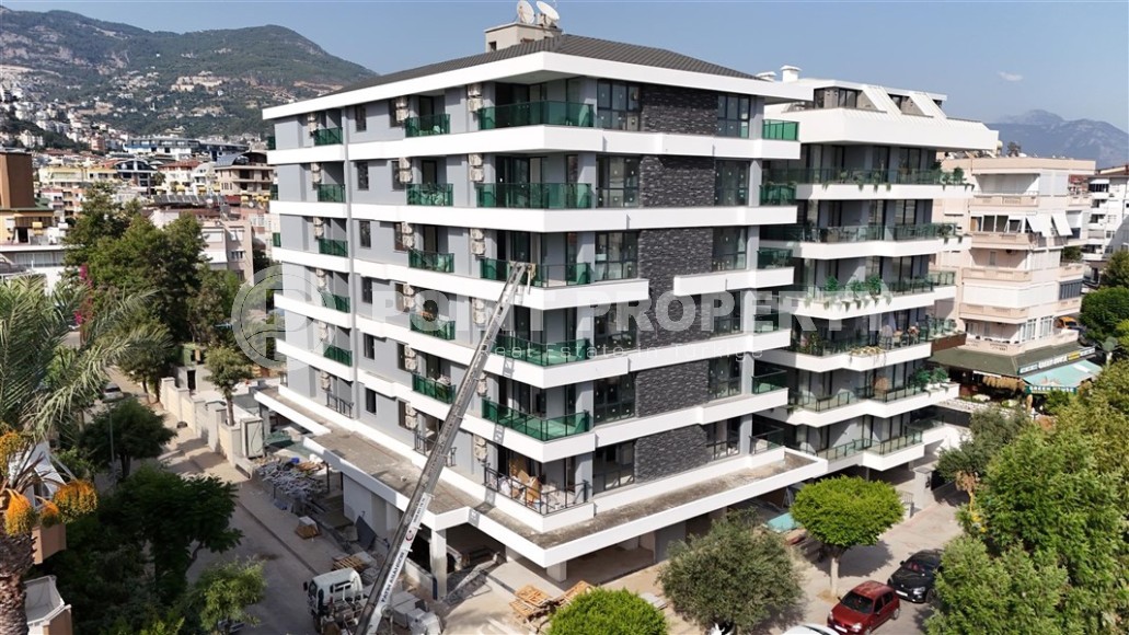 One-bedroom and studio apartments, 32-65m², in a new project with a swimming pool in the center of Alanya-id-2284-photo-1