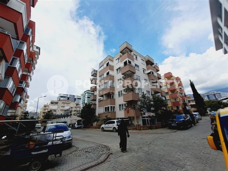 Affordable apartment in Mahmutlar, 300 m to the sea-id-8392-photo-1