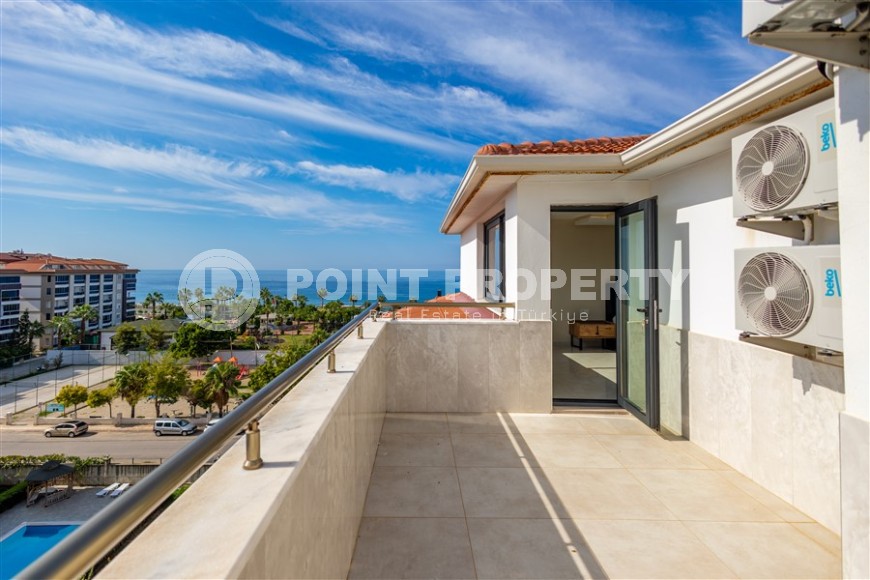 Stunning 185 m² duplex with sea view and three terraces in Kestel-id-8704-photo-1