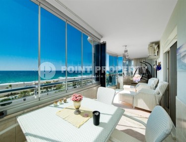 Apartment 120 m² in a prestigious complex on the first coastline in Mahmutlar-id-8764-photo-1