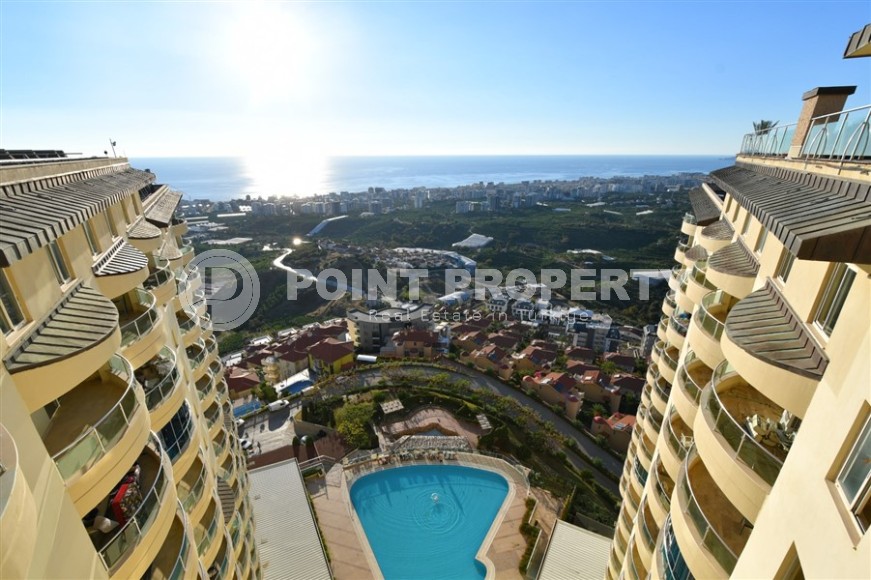 120 m² Apartment with Luxurious Sea View in Kargicak-id-8786-photo-1