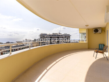 Bright apartment 115 m² with sea view in Tosmur, residence permit-id-8962-photo-1