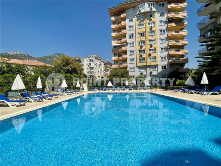 Two-room furnished apartment in the center of Alanya, 60m2-id-1753-photo-1