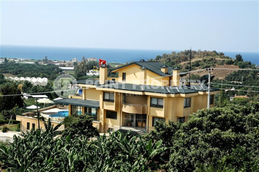 Detached private house, 5+2, 1200m², surrounded by mountains, Kestel district, Alanya, 1300m from the sea-id-1819-photo-1
