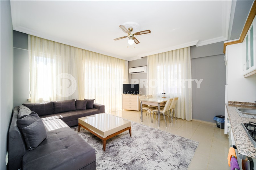 Furnished one-bedroom apartment 60 m2 in the center of Alanya-id-1117-photo-1